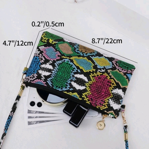 NEW‼️4 ITEMS-Multicolor reptile print bundle w/belt, shoes, tote and crossbody. - Picture 4 of 10